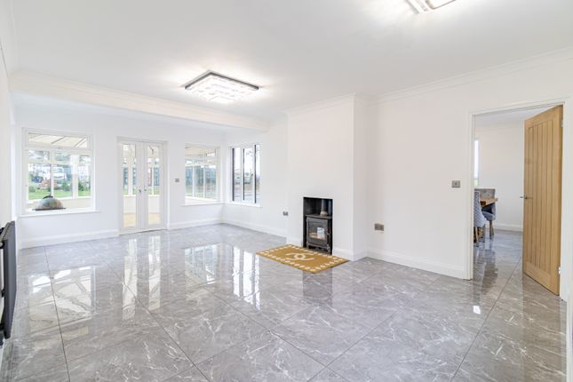 55 Lynn Road, Heacham, Norfolk photo 3
