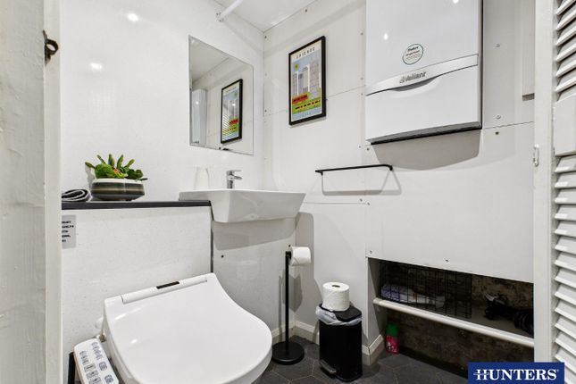 Master Bedroom &amp; Ensuite