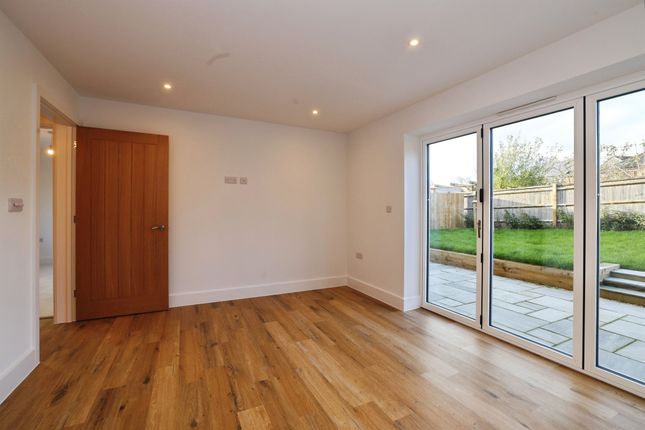 The Shears, 2, Witt Road, Salisbury photo 3