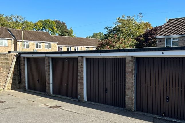 Studio parking on Duncan Court, Andover, £50,000