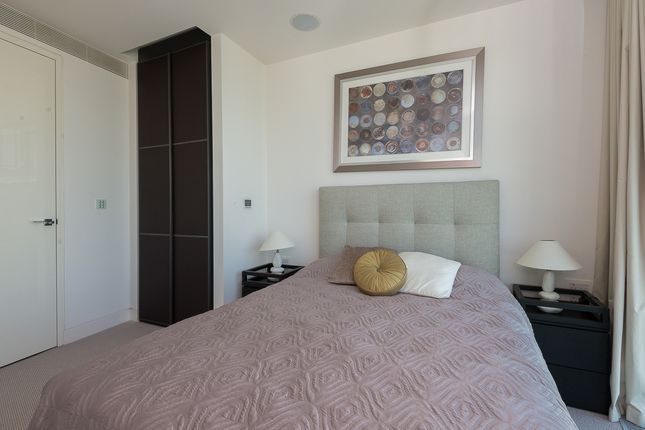 Flat for sale in St. George Wharf, Vauxhall