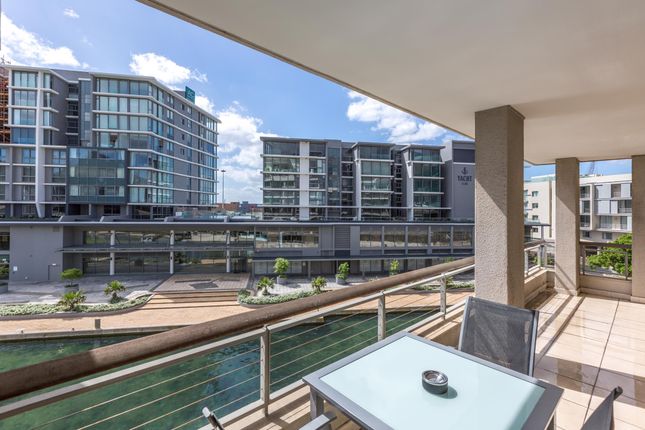 Apartment for sale in 407 Canal Quays, 1 Cast Anchor Way, Foreshore, City Bowl, Western Cape, South Africa