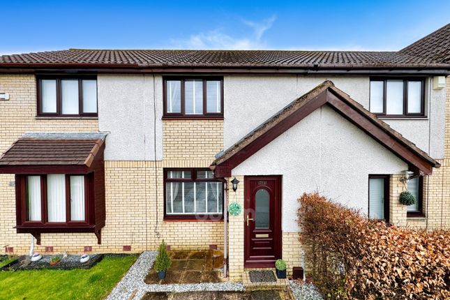 Terraced house for sale in Flures Avenue, Erskine