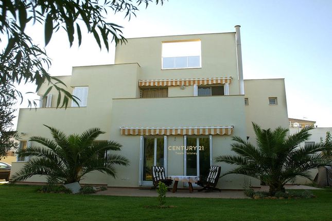 Villa for sale in Calle Paraiśo, Almensilla, Seville, Andalusia, Spain