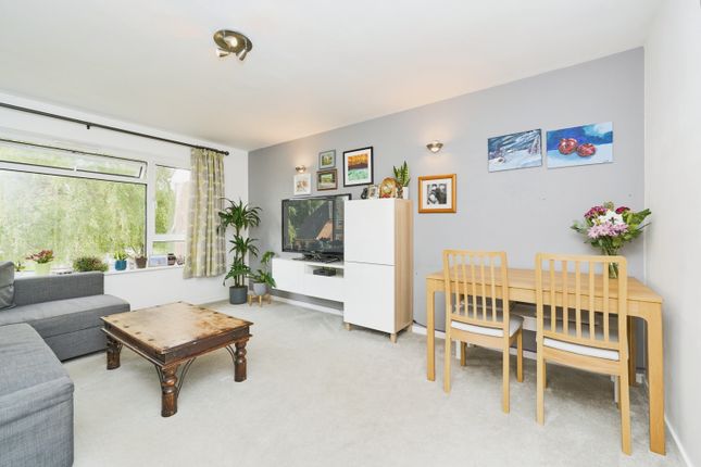 Flat for sale in Cressal Mead, Leatherhead
