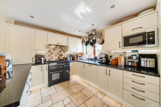 29 Norse Road, Bedford photo 2