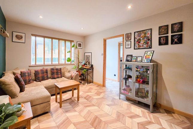 2-bed terraced on 15, Midsummer Meadow, Southend-On-Sea, £235,000