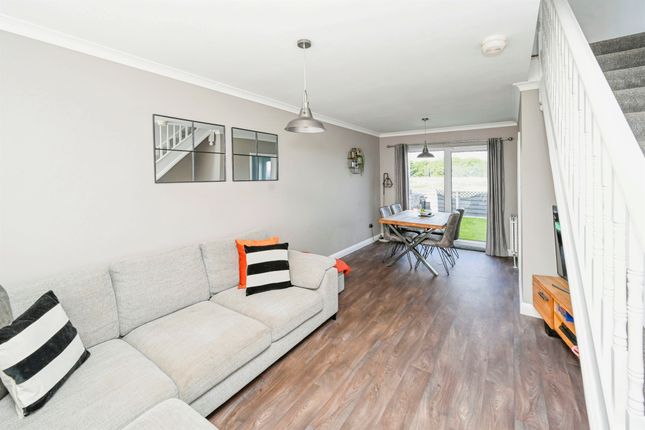 5, Kime Court, Skegness photo 3