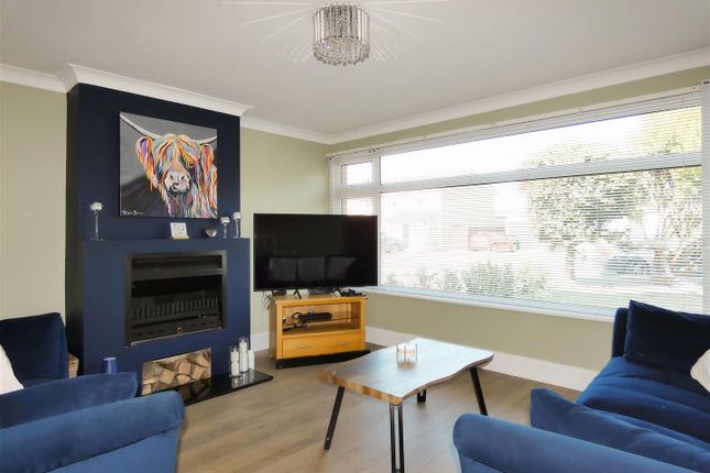 8, Chanctonbury Road, Rustington photo 3