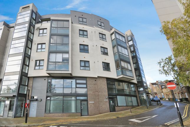 Thumbnail Flat for sale in 6 Dartmouth Place, London