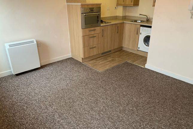 Flat to rent in Anglesea Terrace, Southampton