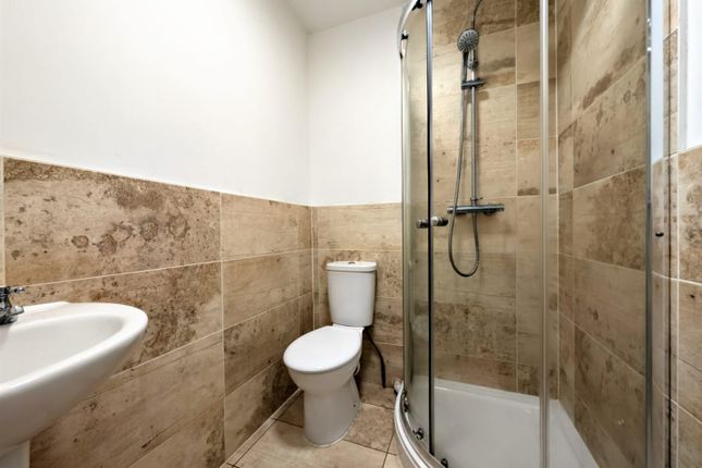384B, Tuttle Hill, Nuneaton photo 5