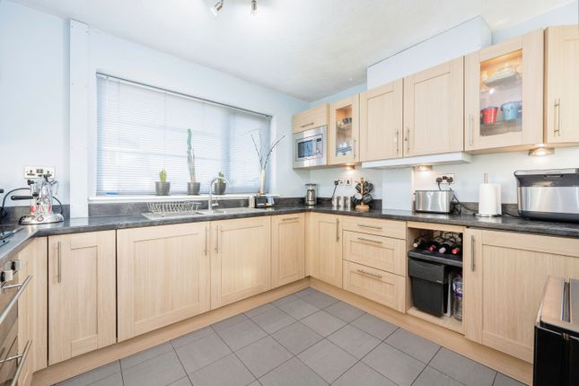 Detached house for sale in Orchard Way, Flitwick, Bedford, Bedfordshire
