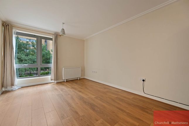 Thumbnail Flat to rent in Victoria Road, London