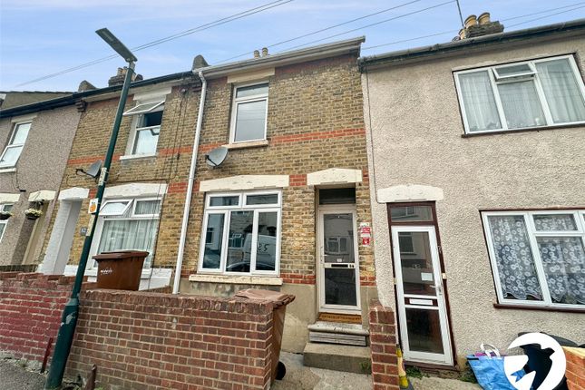 Thumbnail Terraced house for sale in Edinburgh Road, Chatham, Kent