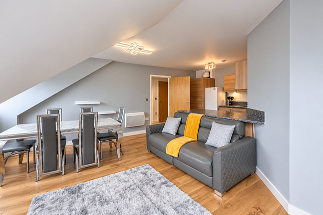 Flat 29,, Burlington House, West Drayton photo 4