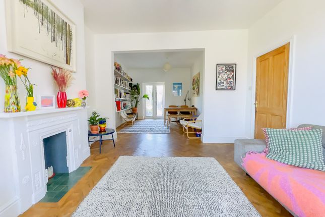 133 Parkdale Road, Greenwich, London photo 3