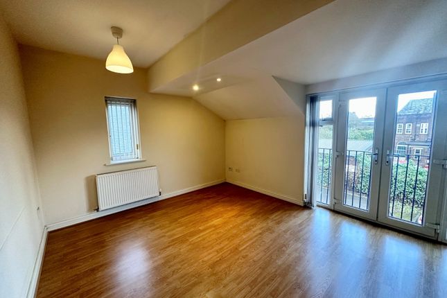 19 Pool House,, Mayfield Street, Manchester photo 3