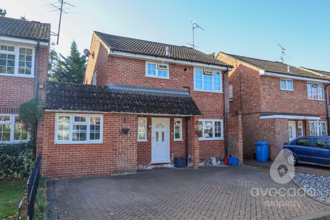 3-bed detached on Farnborough, Hampshire, £500,000