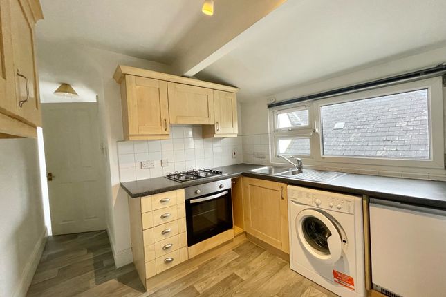 Flat to rent in Princes Street, Roath, Cardiff