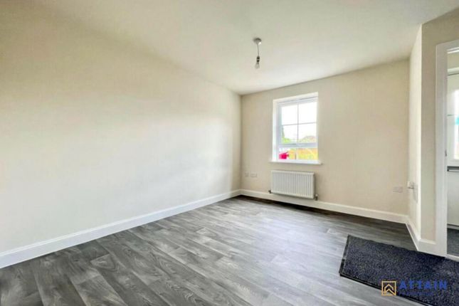 Living Room Alt.Jpg