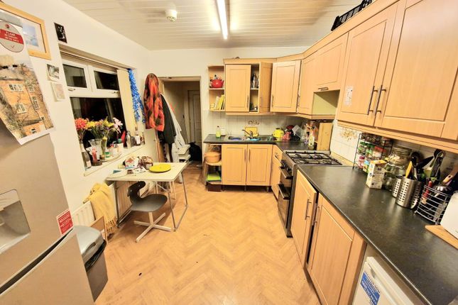 27 Bamford Road R2R, Manchester photo 3
