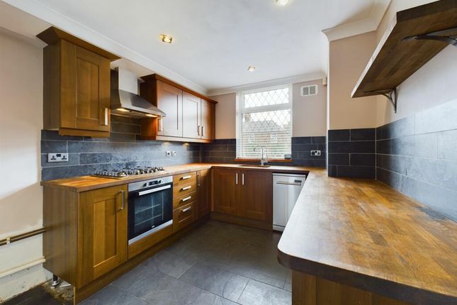 135 , Gloucester Road, Chesterfield photo 3