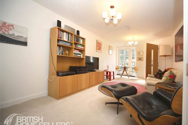 26, Lowe House, Hertfordshire photo 4