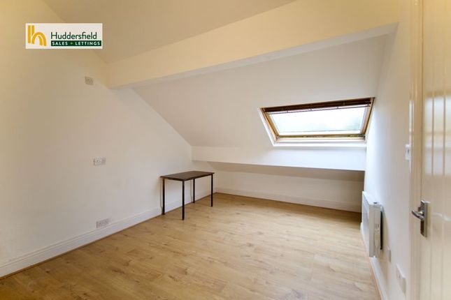 Flat 5, 85, Bradford Road, Huddersfield photo 5