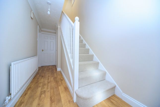 Detached house to rent in Valley Way, Whitwick, Coalville