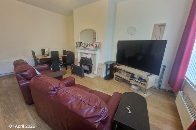 30 Vinery View, Leeds photo 4