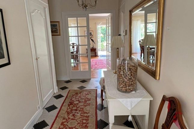 Detached house for sale in Condac, Poitou-Charentes, 16700, France