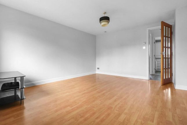 53, Moorcroft Drive, Airdrie photo 4