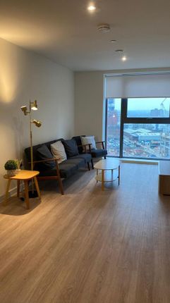 Flat for sale in Affinity Living Embankment West, 2 New Kings Head Yard, Manchesteer