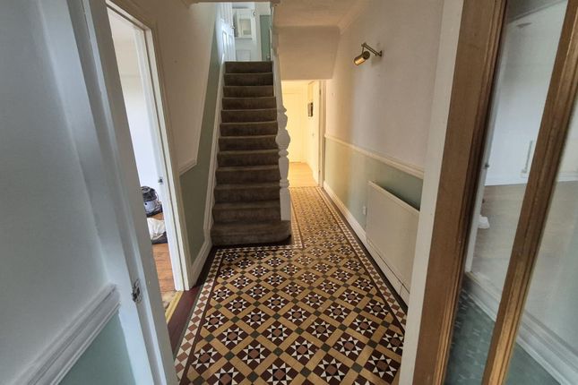 Wh Hallway 2.Jpeg