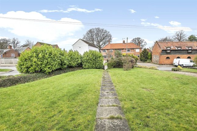 1, Wheatley Terrace, Salhouse photo 2