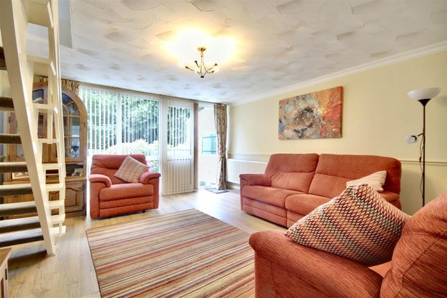 46, Purbrook Gardens, Waterlooville photo 4