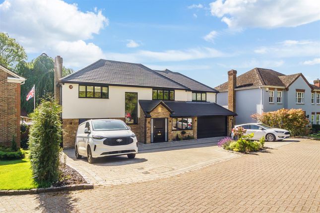 2, Lavender Close, Coulsdon photo 4