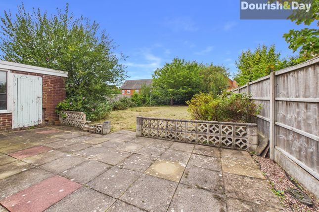 76 Farcroft Drive, Market Drayton photo 3