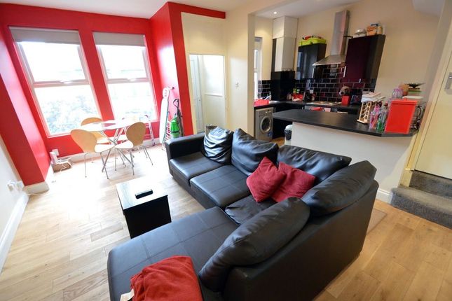 21 Mayville Street, Leeds photo 3