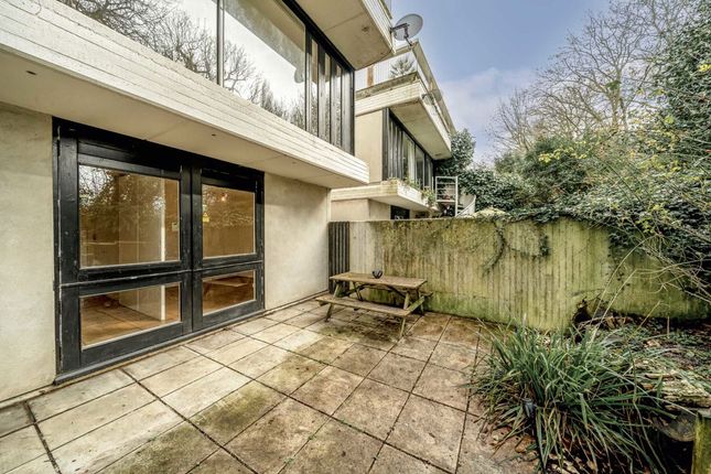 40, Spedan Close, London photo 4