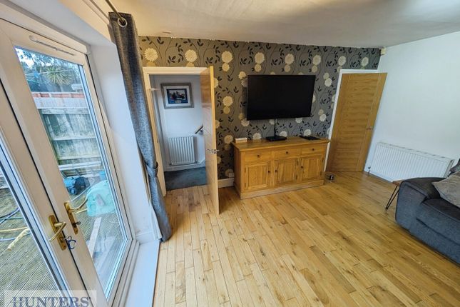 30, Wordsworth Road, Easington Colliery photo 3