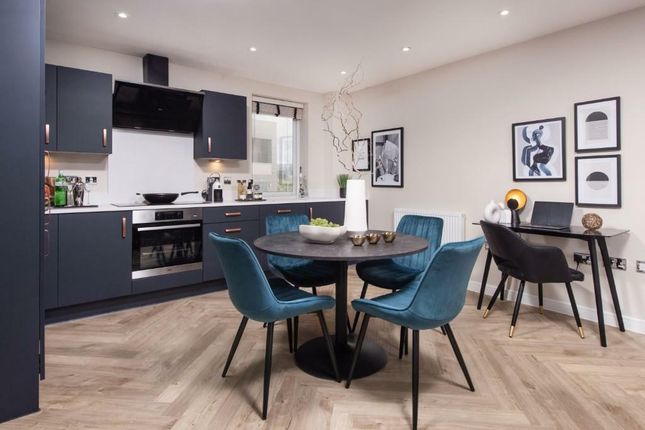 Thumbnail Flat for sale in Rundell Crescent, London