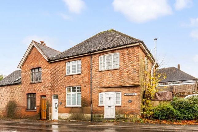 1-bed house on Hall House, High Street, Uckfield, £187,500