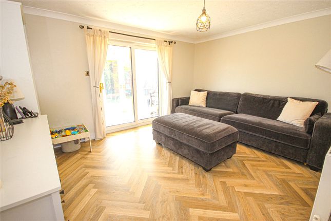 18, Woodfields, Seaton photo 4