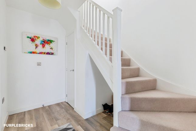 6, Muntjac Drive, Stratford-upon-Avon photo 4