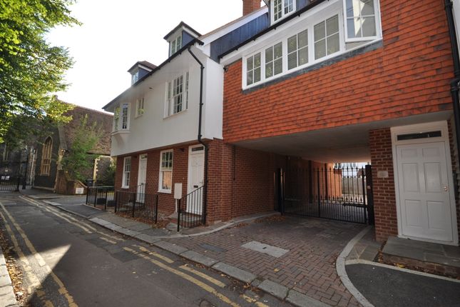 Flat to rent in St. Marys Court, Church Lane, Canterbury