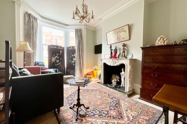 9 Londesborough Road, Scarborough photo 3