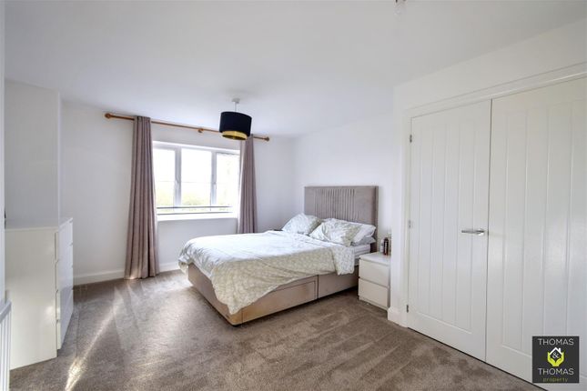 35, Blackthorn Road, Gloucester photo 4