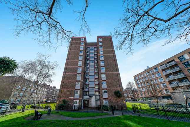 Thumbnail Flat for sale in Whiston Road, Hackney